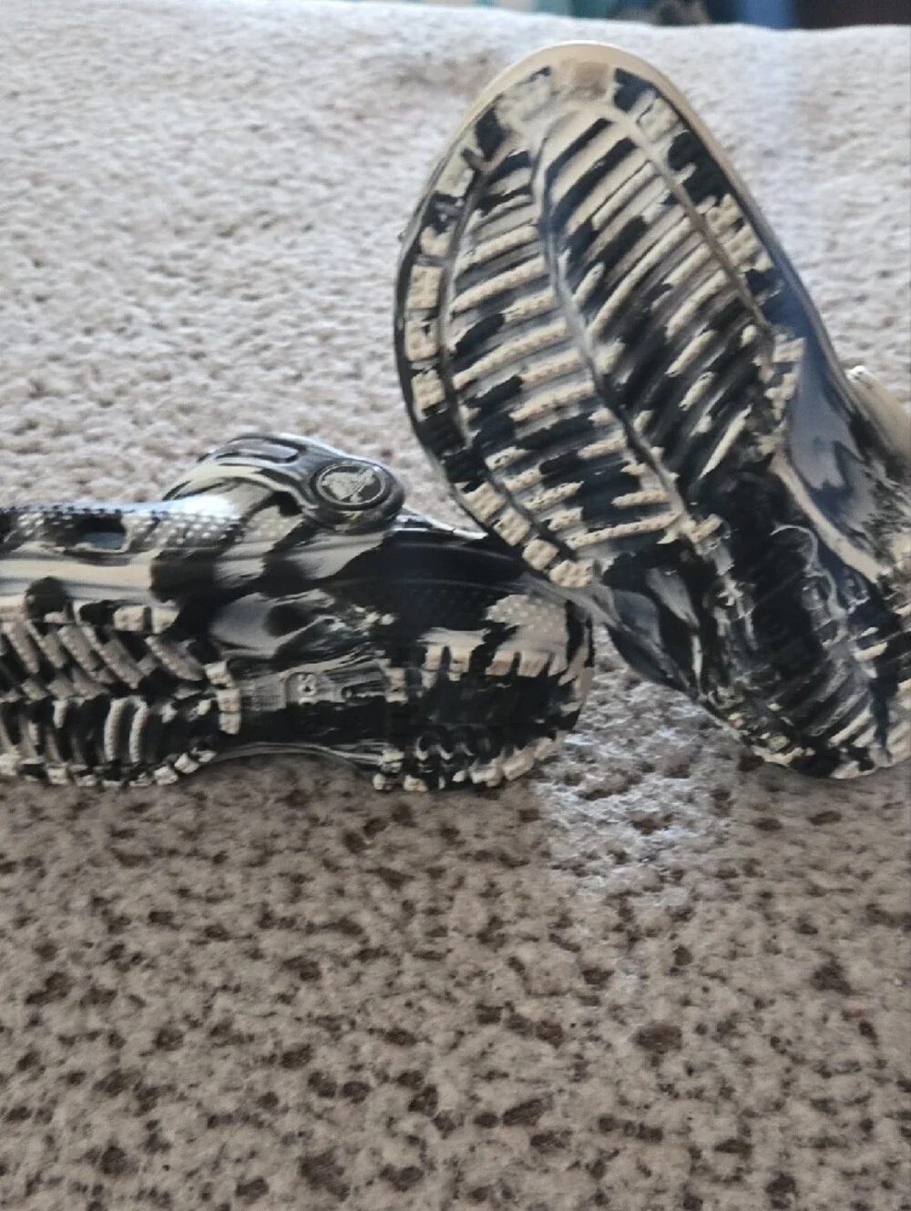 CROCS size 7c